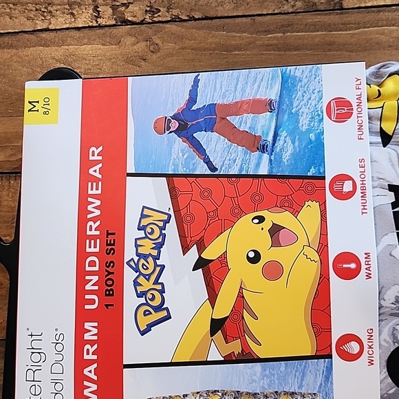 ClimateRight by Cuddl Duds Pokémon Boys Thermal Set Size Medium 8/10 - Picture 3 of 11